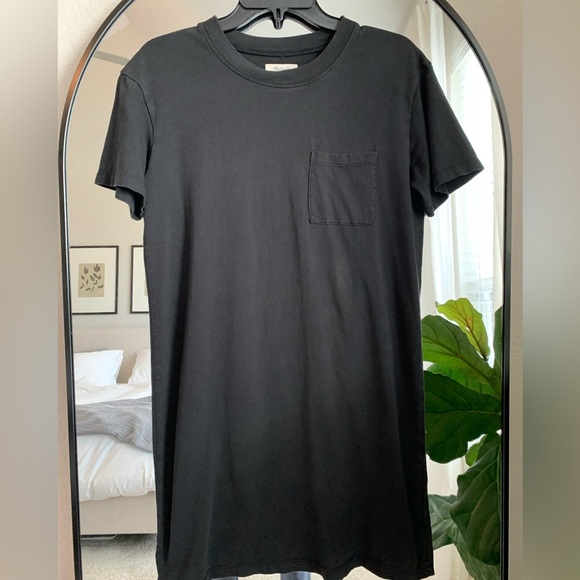 Madewell Dresses & Skirts - T shirt dress